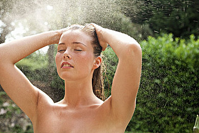 德国复古毛茸茸的起源和历史背景：蒸汽朋克新作今日发售，绒毛玩具与精密机械的温暖邂逅