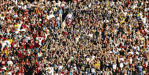 红桃38.47隐藏人口163：竞速新作今日上线，破解都市谜题收集百名角色解锁终极豪车-1