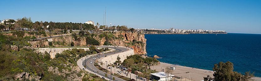 男女艹比软件：竞速游戏新纪元，社交对比系统掀起驾驶体验革命浪潮