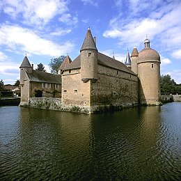 国产av中文：东方引擎轰鸣，征服中国特色赛道，体验极致视听竞速