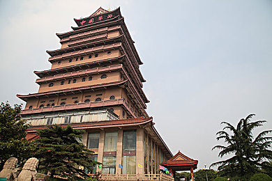 火辣辣app福引导福利合集：《极速狂飙》全新福利系统上线，隐藏赛事与改装攻略全解析-2