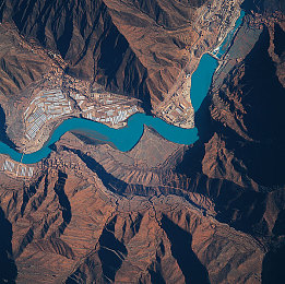 男生和女生做那个APP：双人协同驾驶新游今日上线，分工合作征服未来旅途-2