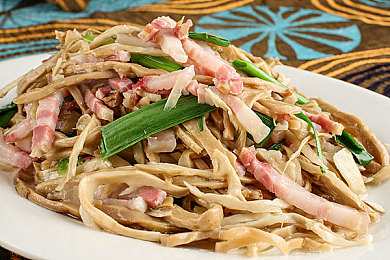 vivo黄色软件3.0：都市狂飙新纪元，非法改装系统引爆地下赛车革命