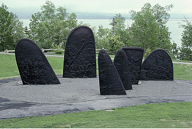 红豆外桂2.0：朱雀云纹，驰骋水墨幻境的开放竞速之旅