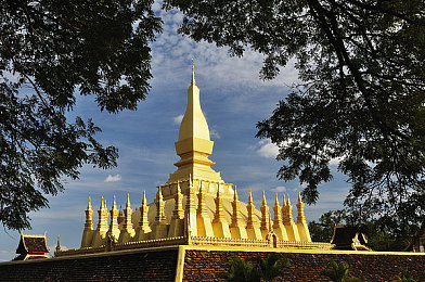 亚洲欧美日韩国产：轰鸣的钢铁诗篇，全球车魂共驰虚拟地平线-1
