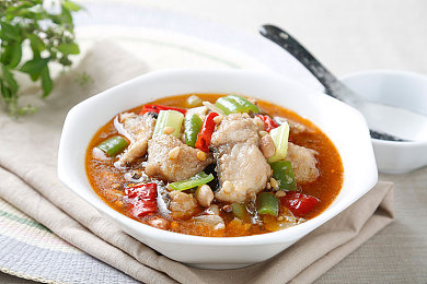 近亲相祖母六十老太太海角大神：三代同堂竞速新作发售，硬核驾驶融合家族羁绊