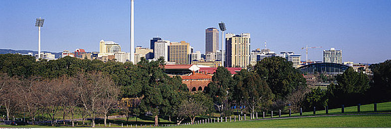 黑双人boss老狼：当魂系压迫感驶入赛道，双人协作竞速新游颠覆传统狂飙体验