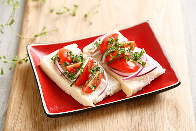 黄色3.0.3免费OPPO版破解大全免费下载：极速狂飙新版本上线，OPPO设备专项优化引爆街头竞速热潮