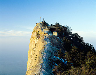 扑克又痛又叫：今日上线，极速扑克狂飙与陷阱带来卡牌竞速全新对决-1