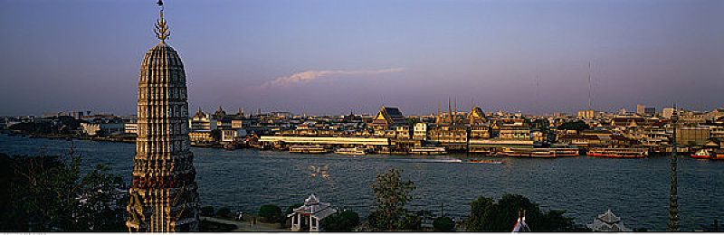 好、色、先、生TV：极速幻色策略竞速，视觉与智慧的双重赛道盛宴-2