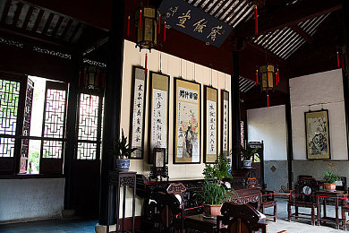 福建大菠萝官方网页2025：竞速新纪元开启，深度改装与开放世界驾驶体验正式发布-2