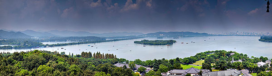 国产麻豆a：风尚引擎，霓虹天桥的极速巡演-2