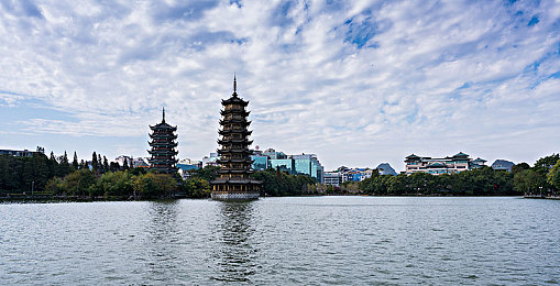 18禁用：规则铸就的极速，束缚中诞生的自由之路-2