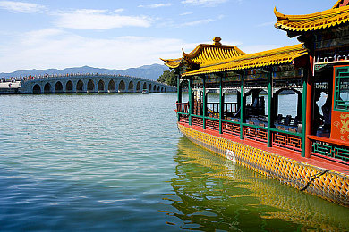 黄色app下载vivo手机有风险吗：极速狂飙暗藏危机，非官方插件窃取玩家数据与账号