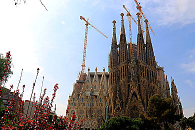 一阵抽搐的动图：当赛车挣脱物理法则，游戏引擎上演荒诞舞蹈