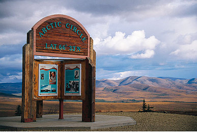 东京热软件下载：东京街头极速对决，深度改装系统引领赛车游戏新潮流-4