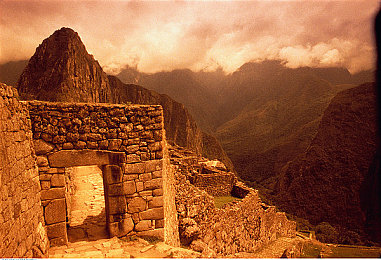 18岁禁止网站：极限竞速街头狂飙正式上线，成人玩家的硬核竞速新选择-2