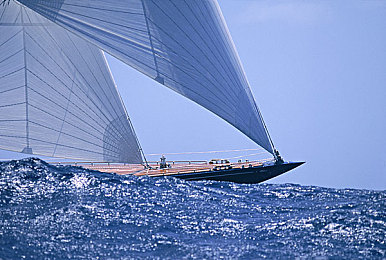 黄色软件下载,OPPO：移动竞速游戏迎来性能革命，高帧率设备重塑掌上飙车体验-1