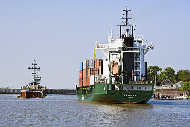 黄小婷被民工玩成淫娃：废铁重生记，从街头代步到赛道传奇的终极改装之旅-4