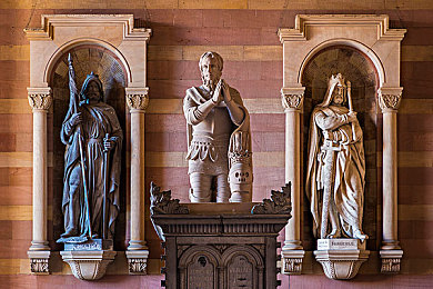 国产AVTV：驾驭虚拟赛道，体验从设计到竞速的硬核工程之旅-1