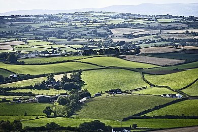 男生和女生一起插插插：双人协同改装新游上线，竞速改造师今日开启公测-3