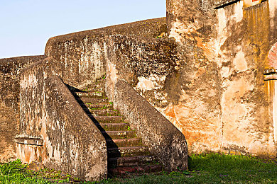 404十禁：赛博废土新作上线，十条生存禁令重塑公路驾驶体验-2