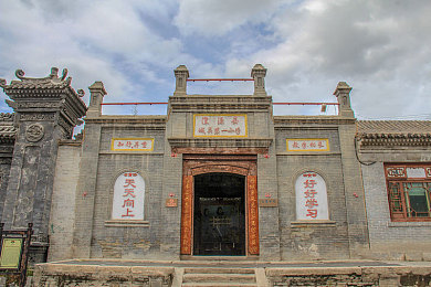 打扑克又叫又叫：当策略卡牌遇上极速狂飙，体验惊呼不断的创新竞速对决-2