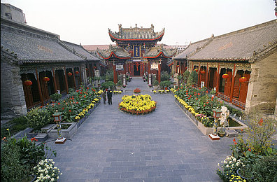 男人用困困怼女人：电磁陷阱与悬浮幻影，不对称竞速中的策略博弈-3