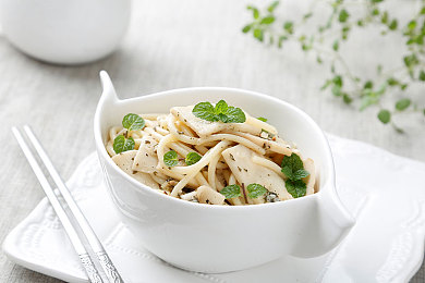 404网黄：霓虹都市午夜幽灵车，破解数据谜题赢取传奇超跑-2