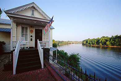 童帝结弦10部必看电影：全新体育模拟游戏今日上线，观影系统解锁花样滑冰传奇生涯