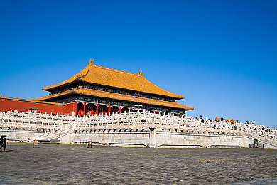 男女叉叉叉软件：竞速搭档匹配机制革新，社交赛车游戏引发玩家热议-1