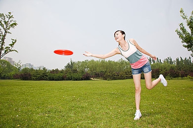 男同18禁：深夜俱乐部揭秘，征服地下赛车圈顶尖高手的终极攻略曝光