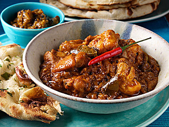 拔罗卜不盖被子:极限农场今日上线,硬核驾驶与资源博弈引爆玩家竞速热潮-2