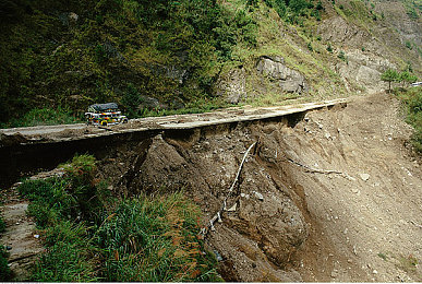 国产卡洗衣机里的姐姐的背景故事：意识困于量子实验，亲情解谜唤醒都市奇幻新作