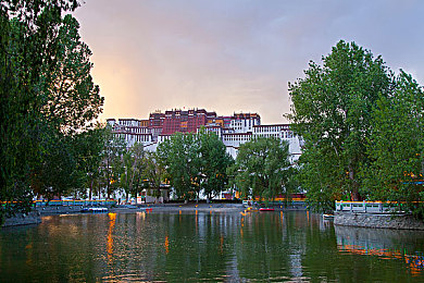 泄密吃瓜曝黑网站：极品飞车新作曝光，街头狂飙融合黑客犯罪开启双轨狂潮-3