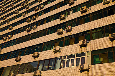 色综综合：极限竞速地平线5，沉浸墨西哥风光，驾驭五百名车