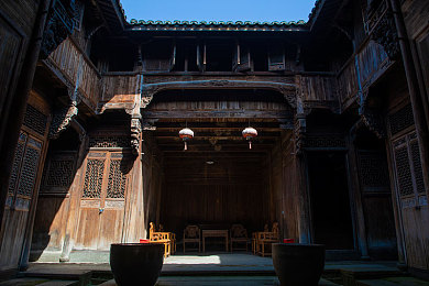 超並AV：极速调校，硬件狂飙，性能艺术的赛道交响诗-2