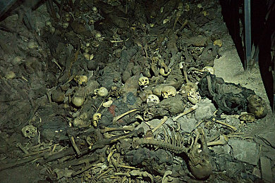 男生和女生在一起查查查：双人驾驶探案，协作破解公路谜团之旅-3