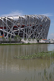 男生女生搞基软件：极速羁绊车库物语，改装赛车与深度情感交织的平行旅程