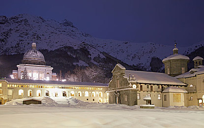 国内剧情av：霓虹街道疾驰，命运方向盘由你掌控-2