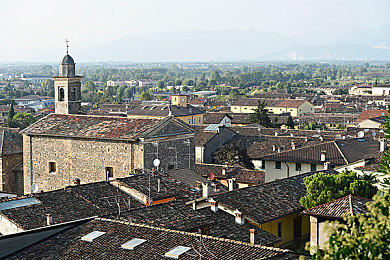 禁用的黄色软件:极速狂飙,改装禁区中的道德赛道博弈-2