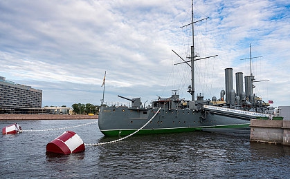 亚洲狼人综合在线：竞速与推理碰撞，全新融合玩法引爆亚洲多国玩家热议