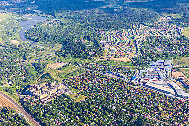 17.c吃瓜：极速竞技新玩法，赛道围观赢限定涂装