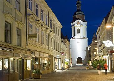 水野朝阳番号：疾驰雨夜，东京湾的终极密令与传奇座驾