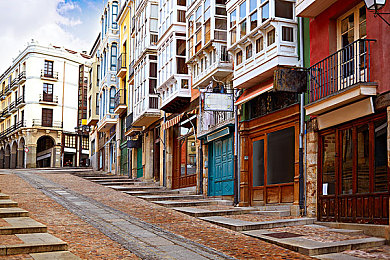 钢铿锵锵锵锵锵锵锵锵mba：重工业战车轰鸣，商业帝国崛起之路