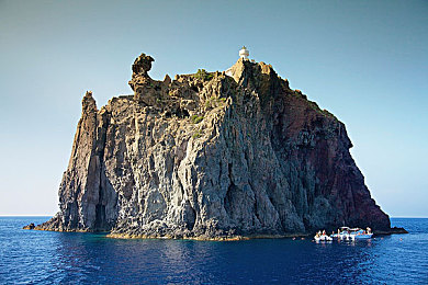 国产福利AV：竞速新作深度评测，视觉盛宴与驾驶技巧全解析-2