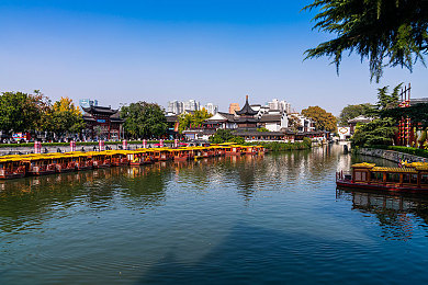 成人密桃：解锁隐藏豪车，体验地平线中的终极驾驶艺术-1