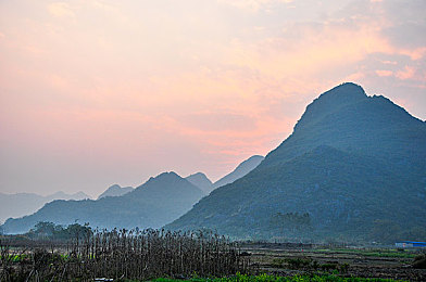 中国AV影视：极速光影，镜头下的竞速艺术人生-4