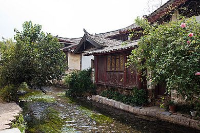 wwwxxx少妇：经典重燃，极品飞车地下狂飙隐藏涂装全解锁攻略今日揭晓