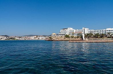 妻子三人行的真实讲述：家庭赛道日，墨西哥的共驰时光-2